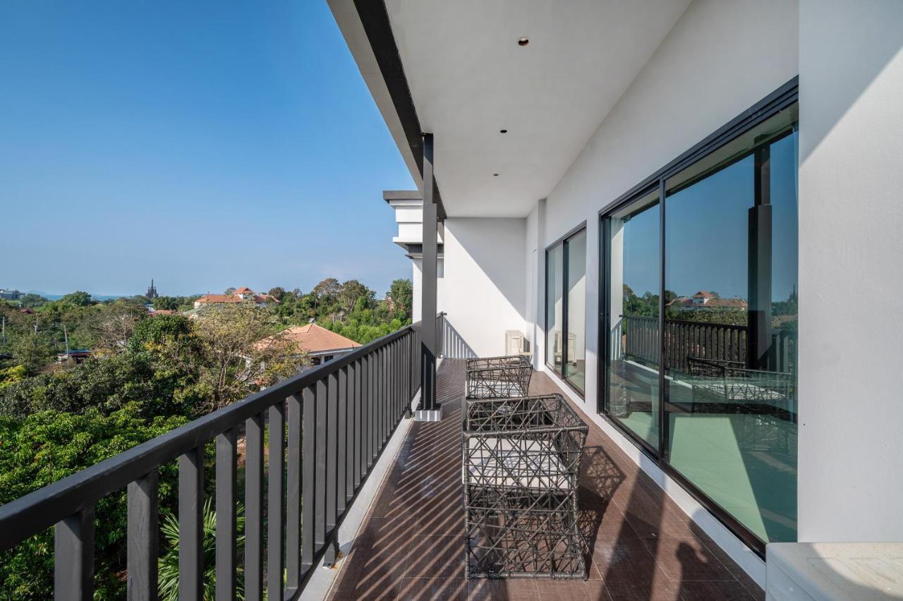 Manhattan Pattaya Hotel - Sha Extra Plus Екстериор снимка